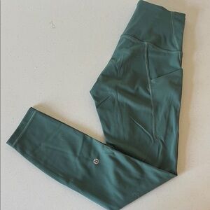 Lululemon wonder train tight